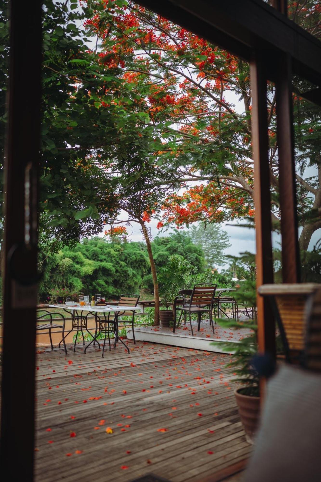 Nan Rim Nam Resort Eksteriør billede