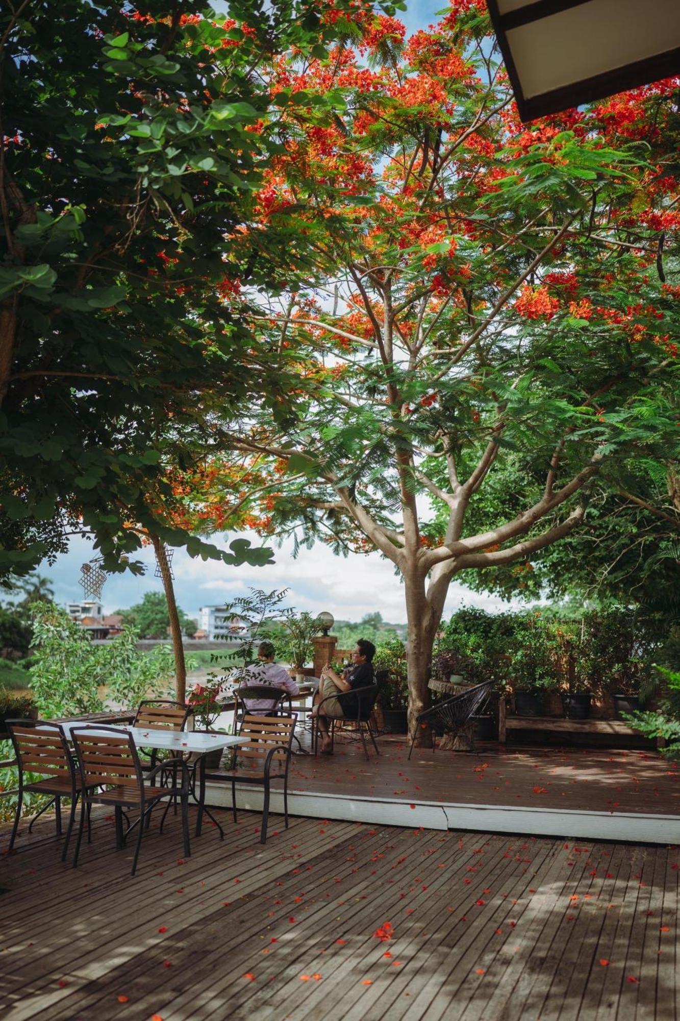 Nan Rim Nam Resort Eksteriør billede