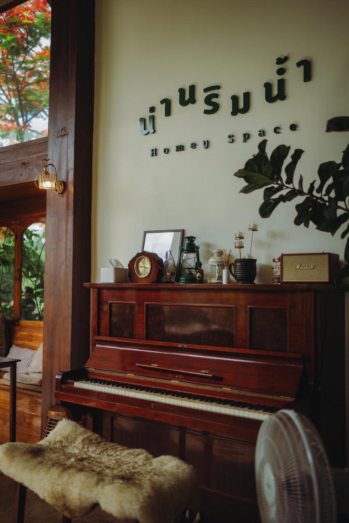 Nan Rim Nam Resort Eksteriør billede